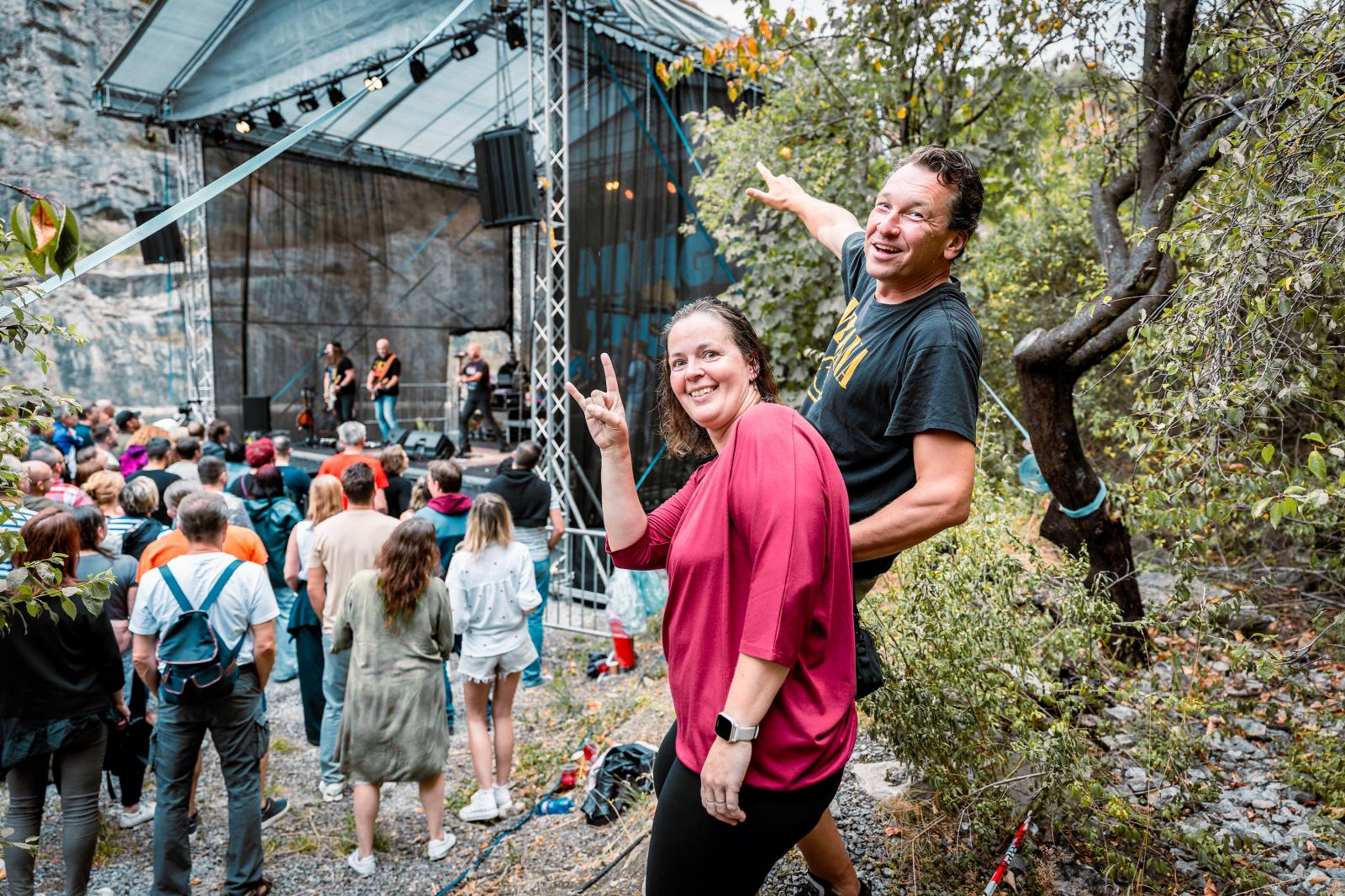 Večer, kdy zpívaly i skály. Mňága a Žďorp zahrála v lomu Velká Amerika, připomněla Mira Žbirku