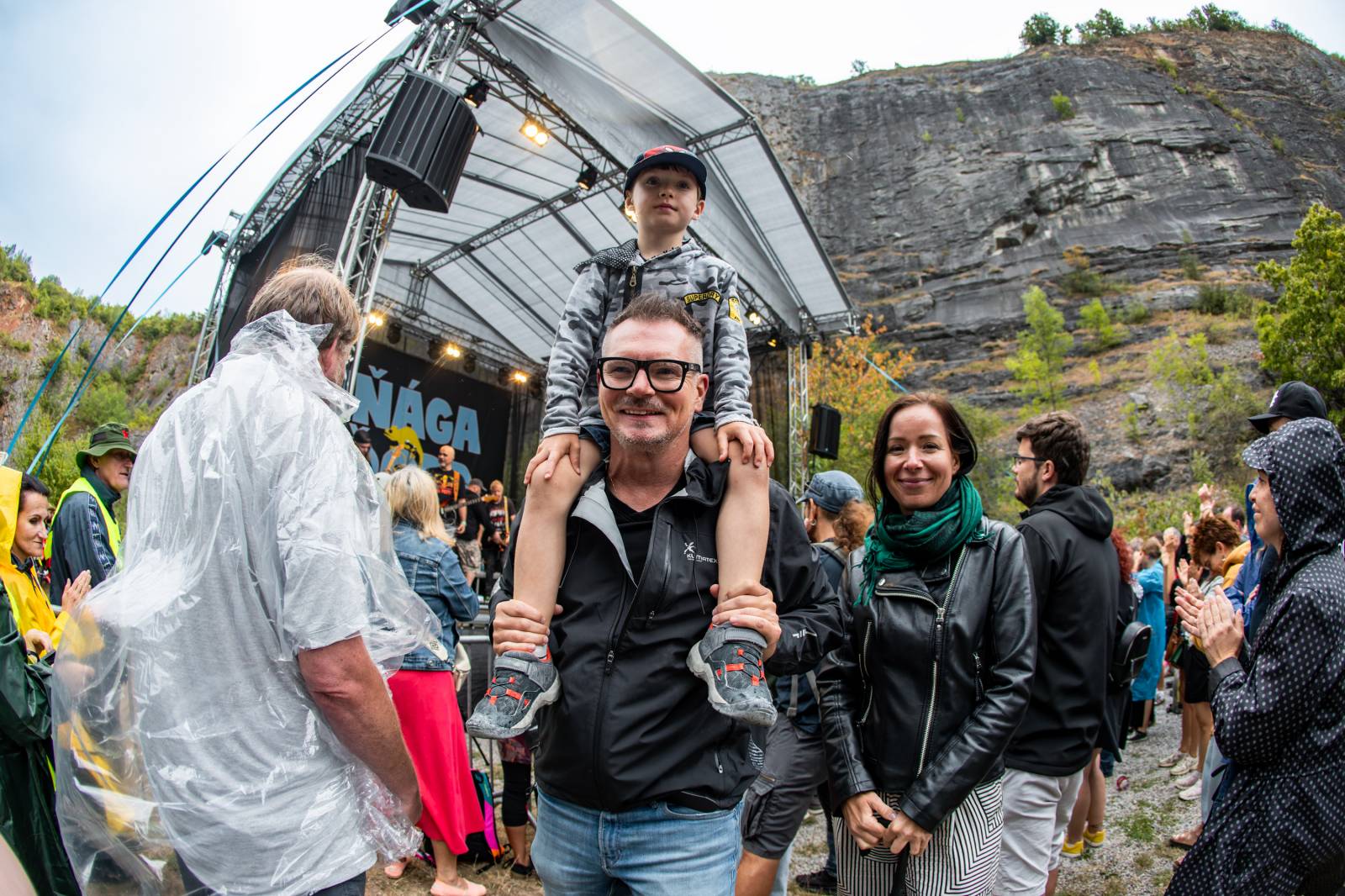 Večer, kdy zpívaly i skály. Mňága a Žďorp zahrála v lomu Velká Amerika, připomněla Mira Žbirku