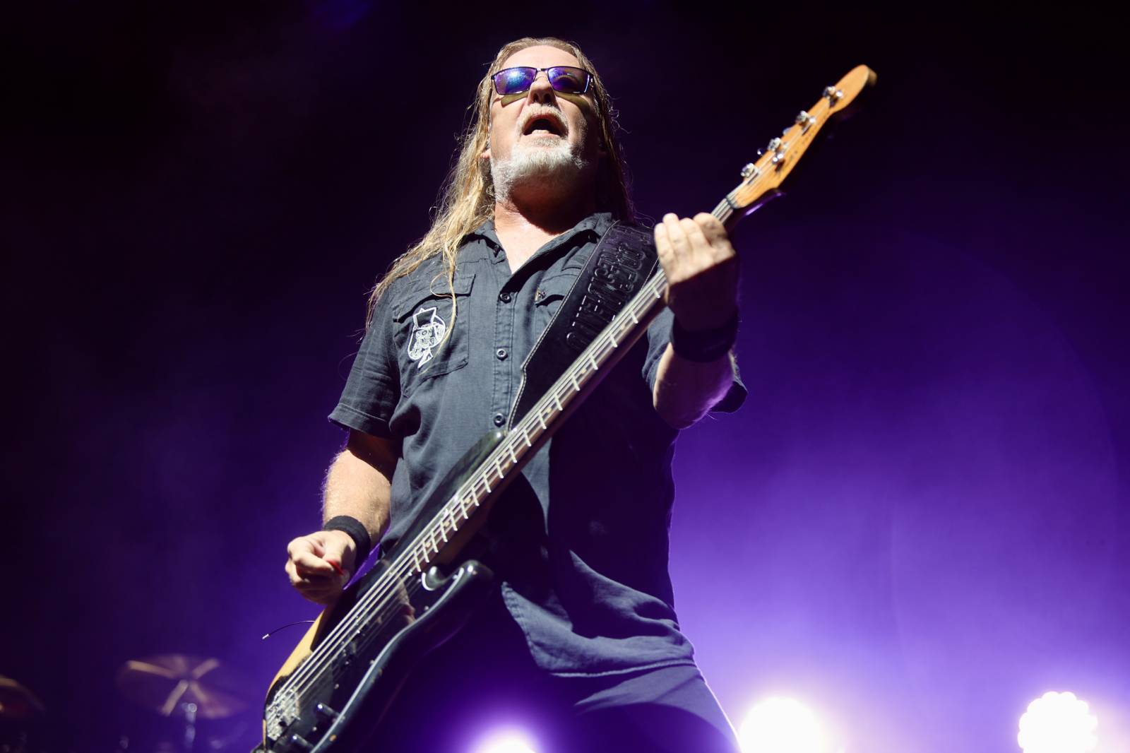 Kabát na Rožmberku vsadil na osvědčené hity, do davu hodil podepsaný klobouk. Wanastowi Vjecy si na přídavek pozvali Lucii