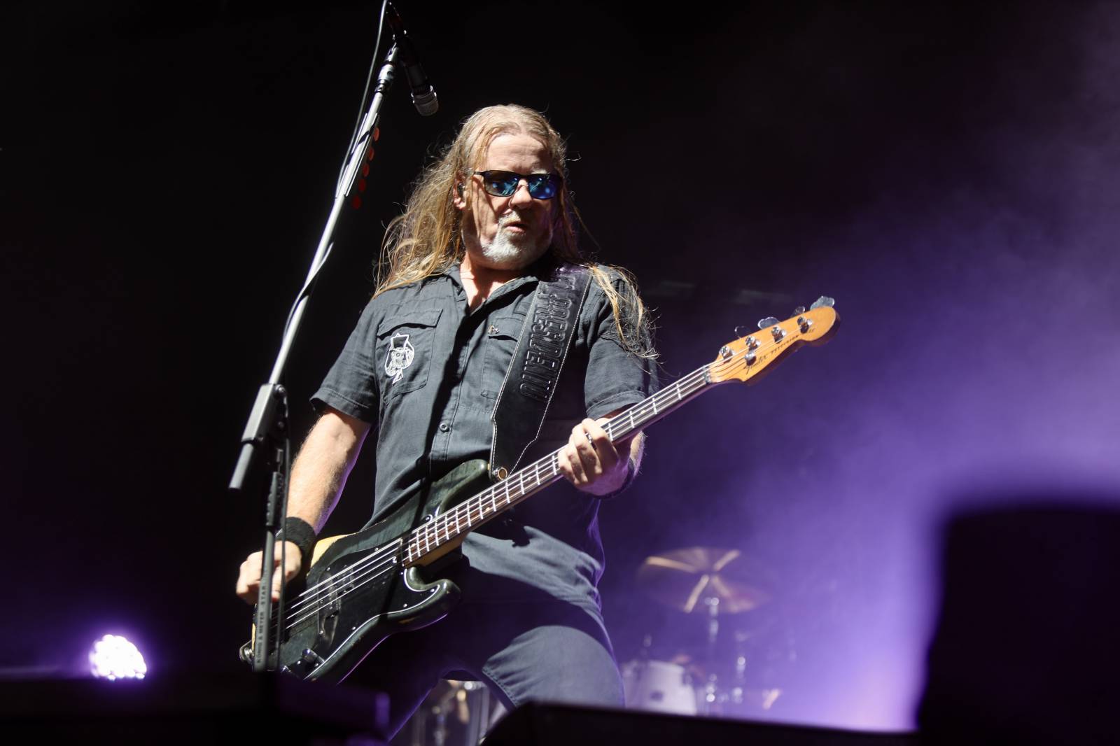 Kabát na Rožmberku vsadil na osvědčené hity, do davu hodil podepsaný klobouk. Wanastowi Vjecy si na přídavek pozvali Lucii