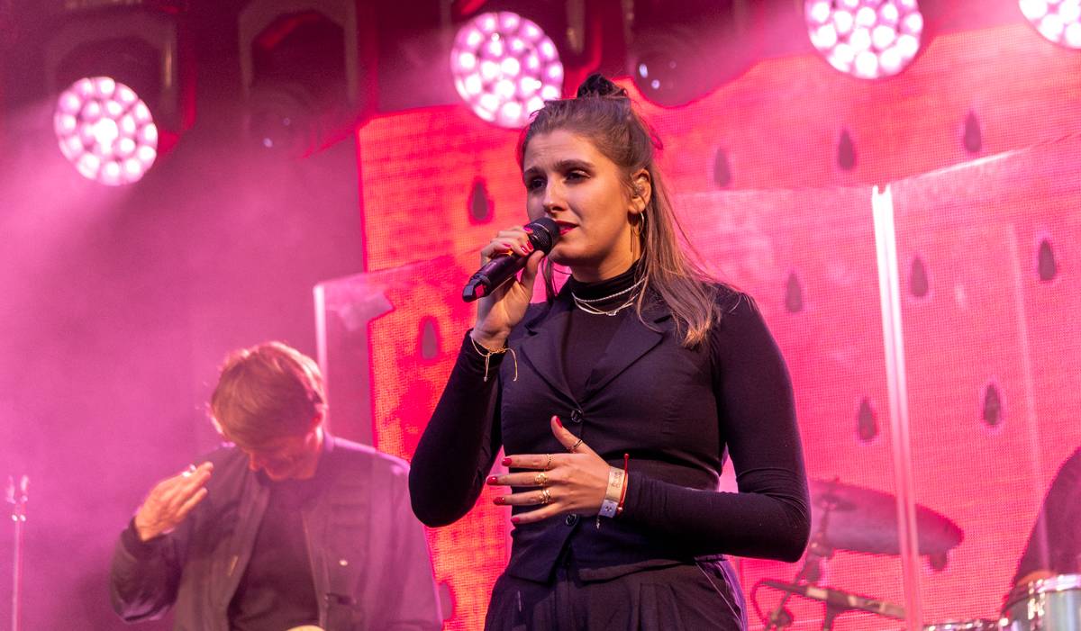 Barbora Poláková zpívala v Riegrových sadech, doprovodili ji Ťupíci i Kmínový já