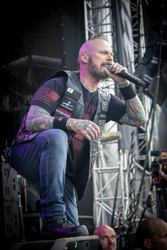 Pevnost Josefov zahalila temnota. Energické show na Brutal Assault rozjeli Kerry King, Mastodon i Ministry