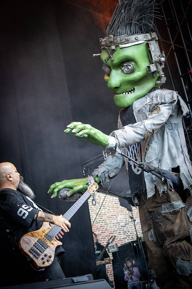 Pevnost Josefov zahalila temnota. Energické show na Brutal Assault rozjeli Kerry King, Mastodon i Ministry