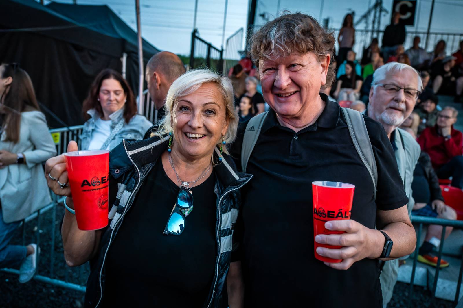 Čechomor vyprodal Areál 7 v pražských Holešovicích, doprovodila ho Martina Pártlová