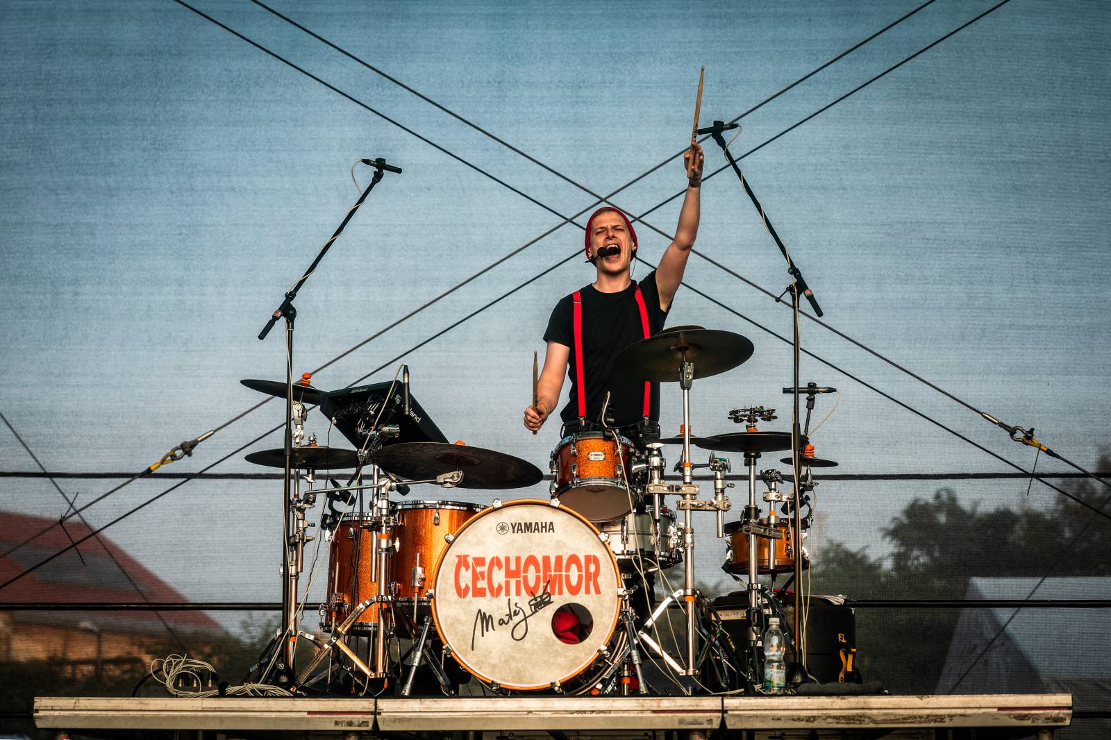 Čechomor vyprodal Areál 7 v pražských Holešovicích, doprovodila ho Martina Pártlová