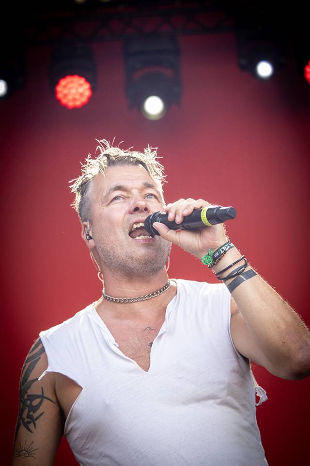 Hentai Corporation provokovali na Brutal Assault s chlípným bobrem, hvězdou třetího dne byli Mayhem