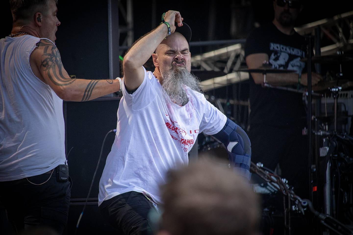 Hentai Corporation provokovali na Brutal Assault s chlípným bobrem, hvězdou třetího dne byli Mayhem