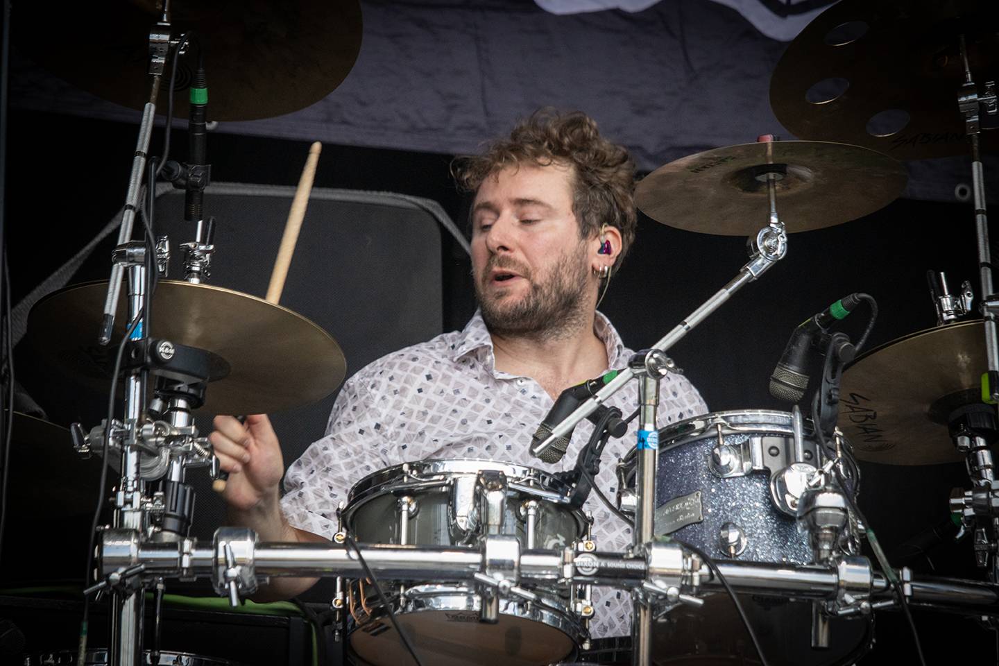 Hentai Corporation provokovali na Brutal Assault s chlípným bobrem, hvězdou třetího dne byli Mayhem