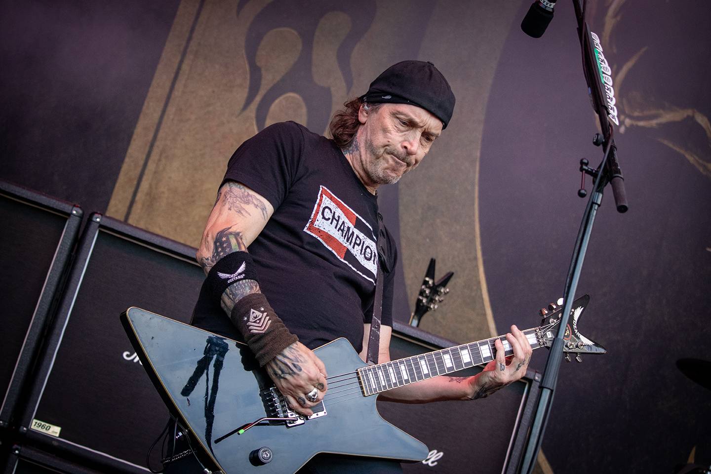 Hentai Corporation provokovali na Brutal Assault s chlípným bobrem, hvězdou třetího dne byli Mayhem