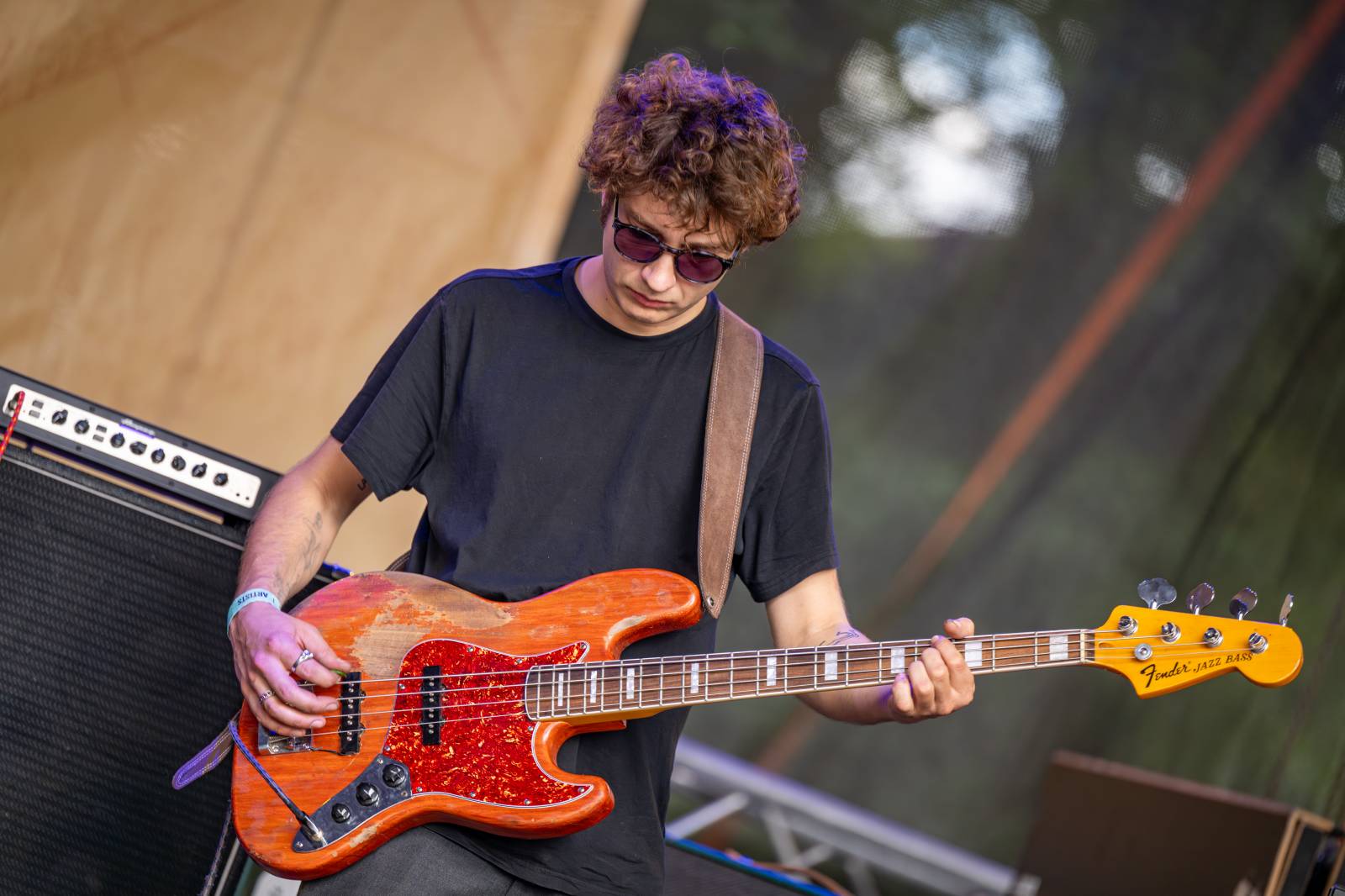 Ve Všeticích odstartovaly Krásný ztráty. J.A.R. vystoupili bez Oto Klempíře, bavili i Michal Prokop s Framus Five a Pan Lynx