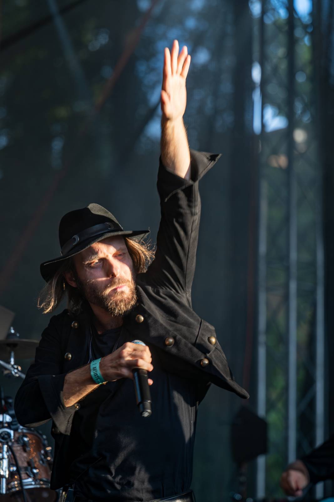 Ve Všeticích odstartovaly Krásný ztráty. J.A.R. vystoupili bez Oto Klempíře, bavili i Michal Prokop s Framus Five a Pan Lynx