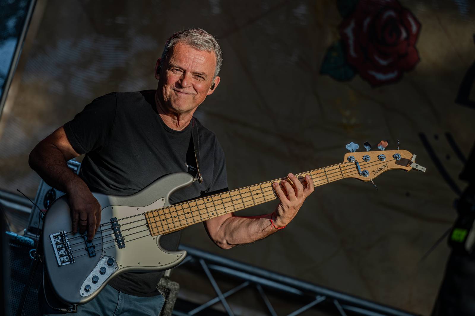 Ve Všeticích odstartovaly Krásný ztráty. J.A.R. vystoupili bez Oto Klempíře, bavili i Michal Prokop s Framus Five a Pan Lynx