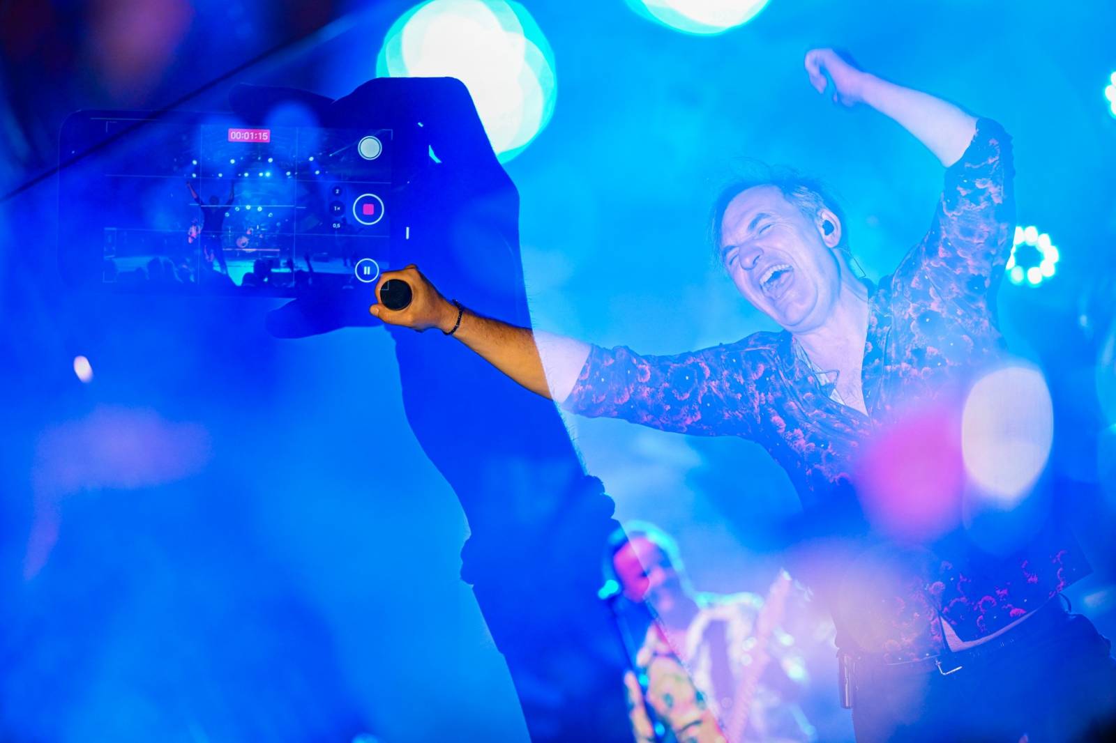 Keltská noc se přestěhovala do Vysoké nad Jizerou. Hvězdami prvního dne byli Mig 21, Vypsaná fiXa, Totální nasazení, Alkehol i Krucipüsk