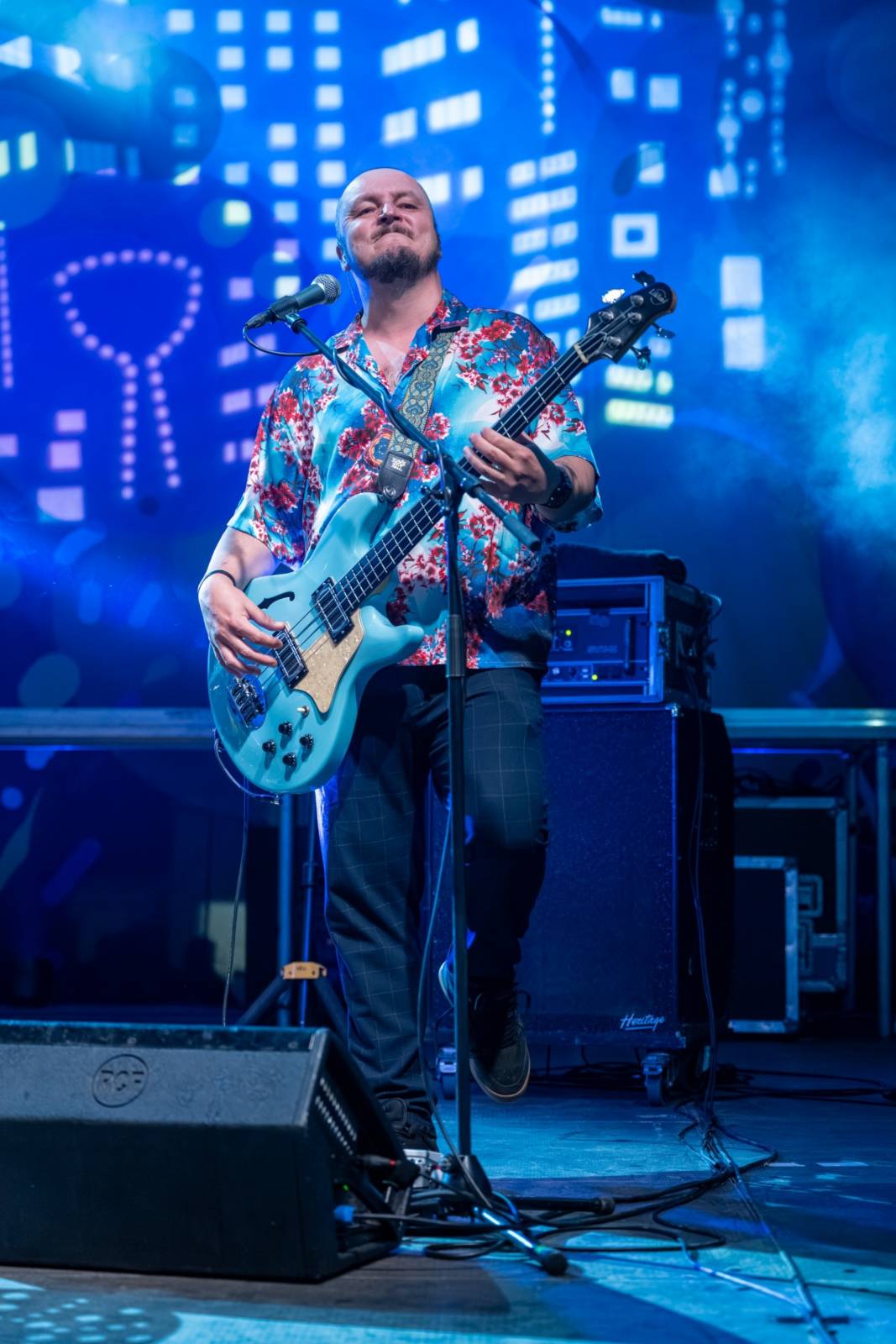 Keltská noc se přestěhovala do Vysoké nad Jizerou. Hvězdami prvního dne byli Mig 21, Vypsaná fiXa, Totální nasazení, Alkehol i Krucipüsk