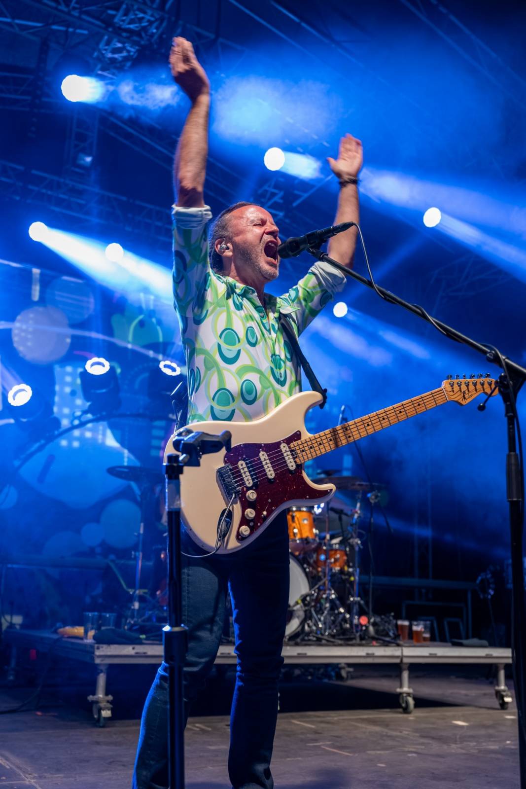 Keltská noc se přestěhovala do Vysoké nad Jizerou. Hvězdami prvního dne byli Mig 21, Vypsaná fiXa, Totální nasazení, Alkehol i Krucipüsk