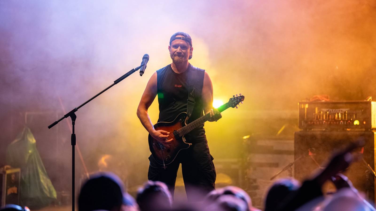 Keltská noc se přestěhovala do Vysoké nad Jizerou. Hvězdami prvního dne byli Mig 21, Vypsaná fiXa, Totální nasazení, Alkehol i Krucipüsk