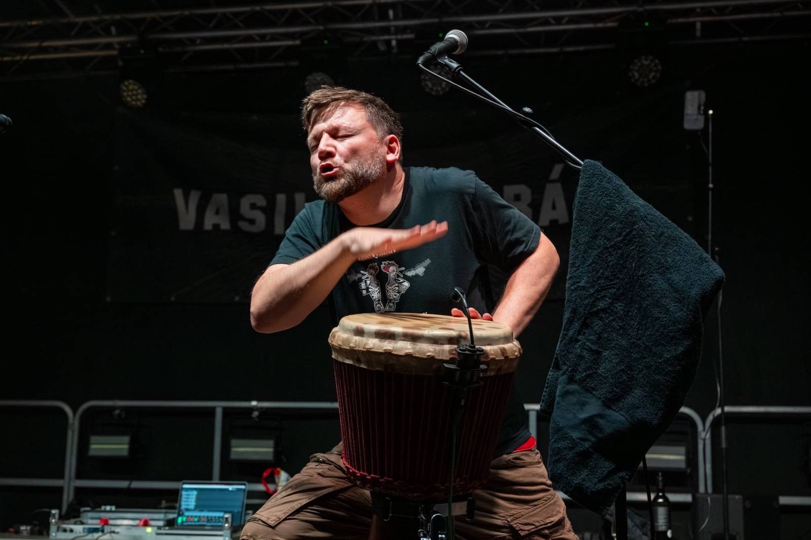 Keltská noc se přestěhovala do Vysoké nad Jizerou. Hvězdami prvního dne byli Mig 21, Vypsaná fiXa, Totální nasazení, Alkehol i Krucipüsk