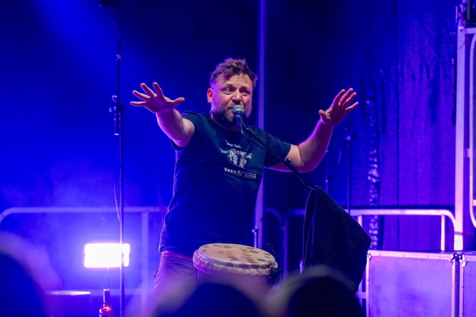 Keltská noc se přestěhovala do Vysoké nad Jizerou. Hvězdami prvního dne byli Mig 21, Vypsaná fiXa, Totální nasazení, Alkehol i Krucipüsk