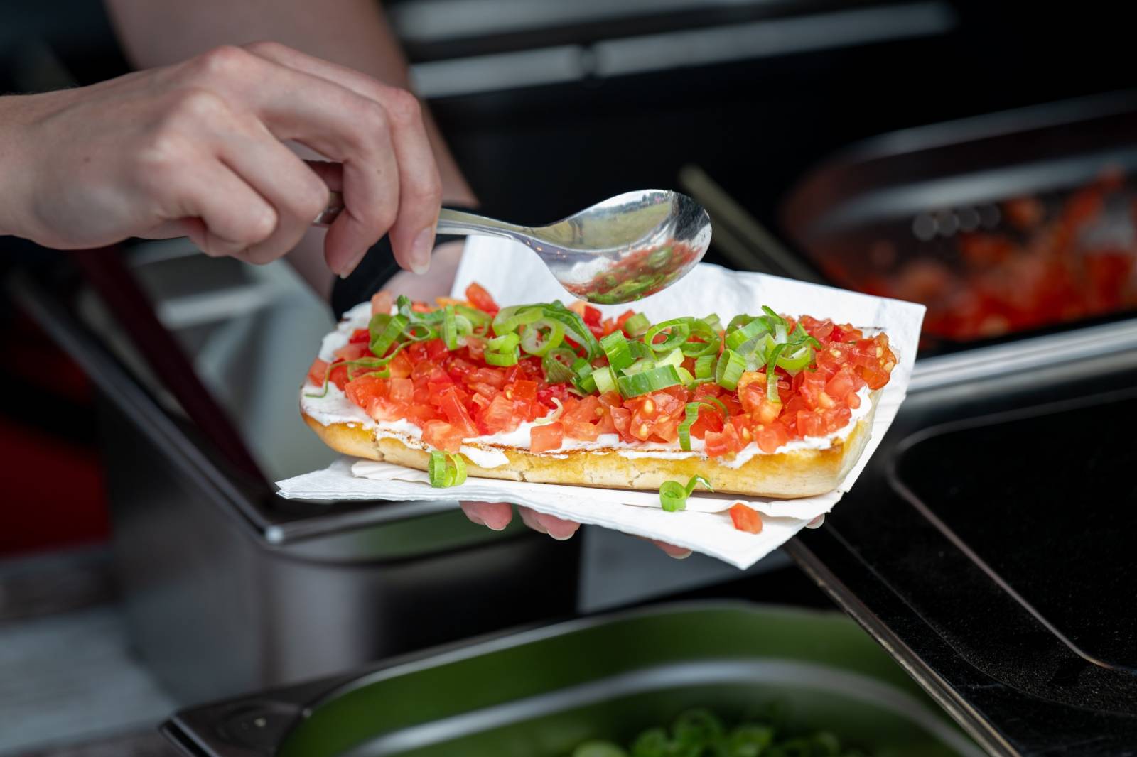 Keltská noc se přestěhovala do Vysoké nad Jizerou. Hvězdami prvního dne byli Mig 21, Vypsaná fiXa, Totální nasazení, Alkehol i Krucipüsk