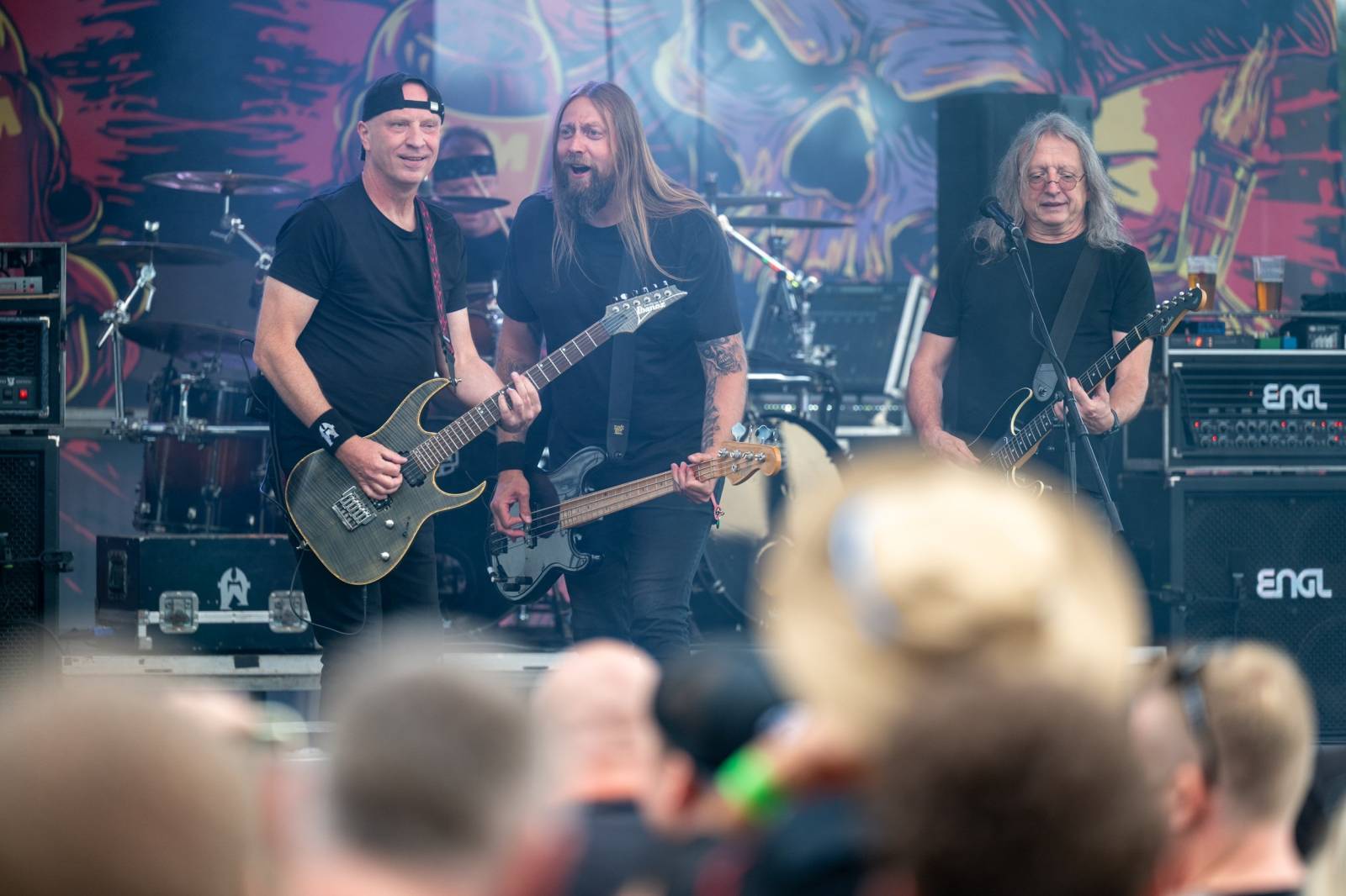 Keltská noc se přestěhovala do Vysoké nad Jizerou. Hvězdami prvního dne byli Mig 21, Vypsaná fiXa, Totální nasazení, Alkehol i Krucipüsk