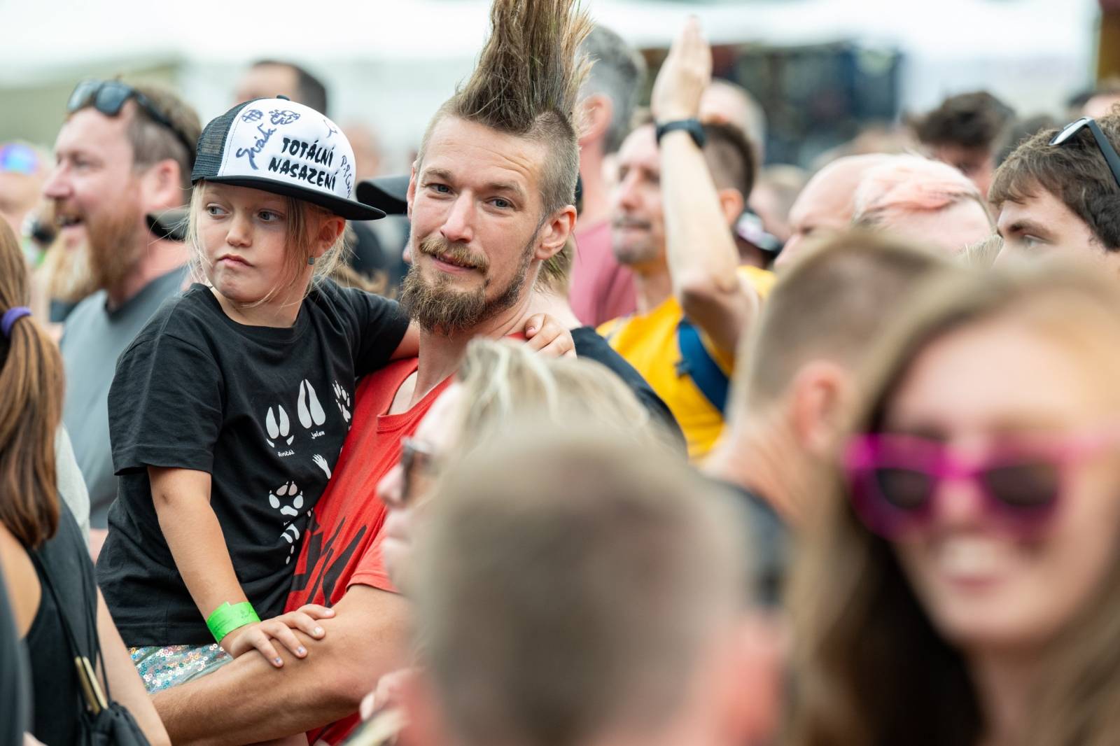 Keltská noc se přestěhovala do Vysoké nad Jizerou. Hvězdami prvního dne byli Mig 21, Vypsaná fiXa, Totální nasazení, Alkehol i Krucipüsk