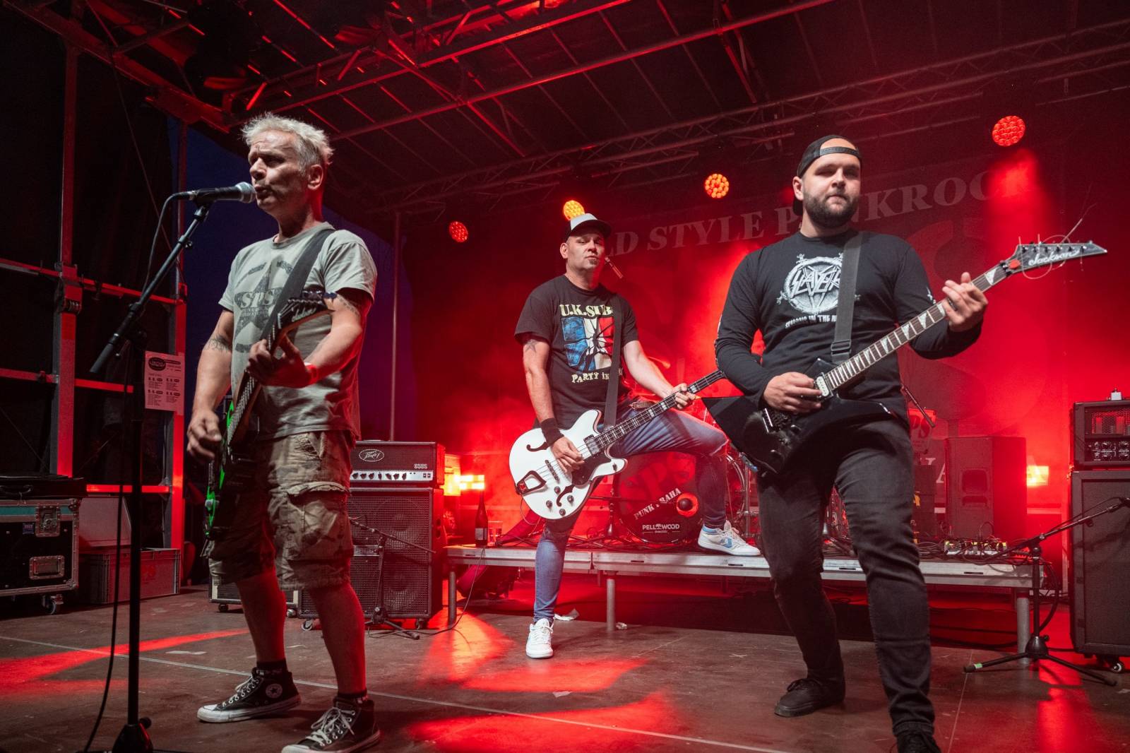 Keltská noc se přestěhovala do Vysoké nad Jizerou. Hvězdami prvního dne byli Mig 21, Vypsaná fiXa, Totální nasazení, Alkehol i Krucipüsk