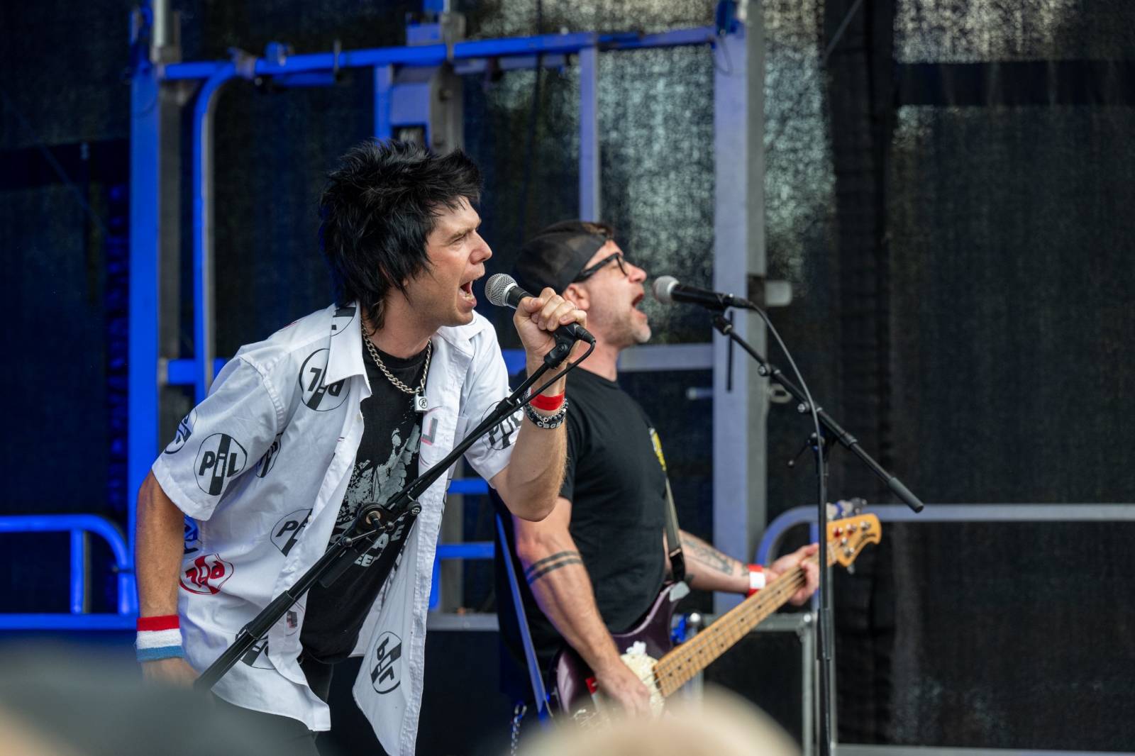 Keltská noc se přestěhovala do Vysoké nad Jizerou. Hvězdami prvního dne byli Mig 21, Vypsaná fiXa, Totální nasazení, Alkehol i Krucipüsk