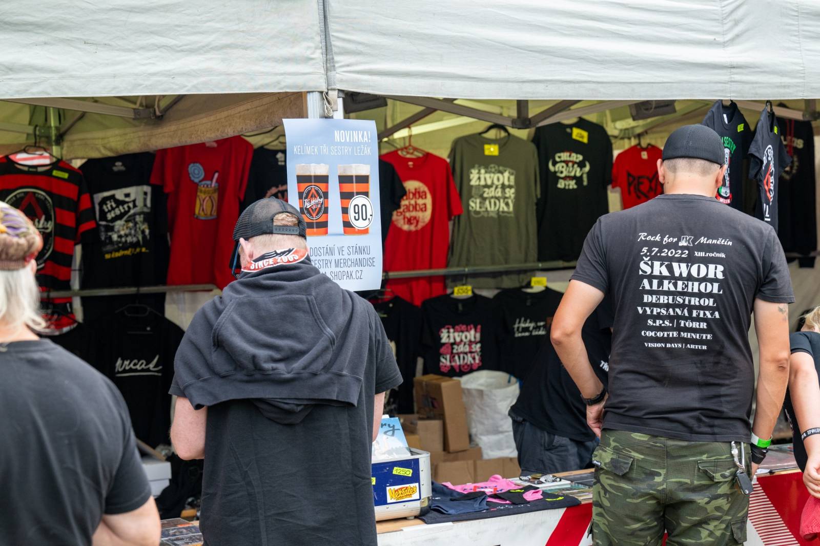 Keltská noc se přestěhovala do Vysoké nad Jizerou. Hvězdami prvního dne byli Mig 21, Vypsaná fiXa, Totální nasazení, Alkehol i Krucipüsk