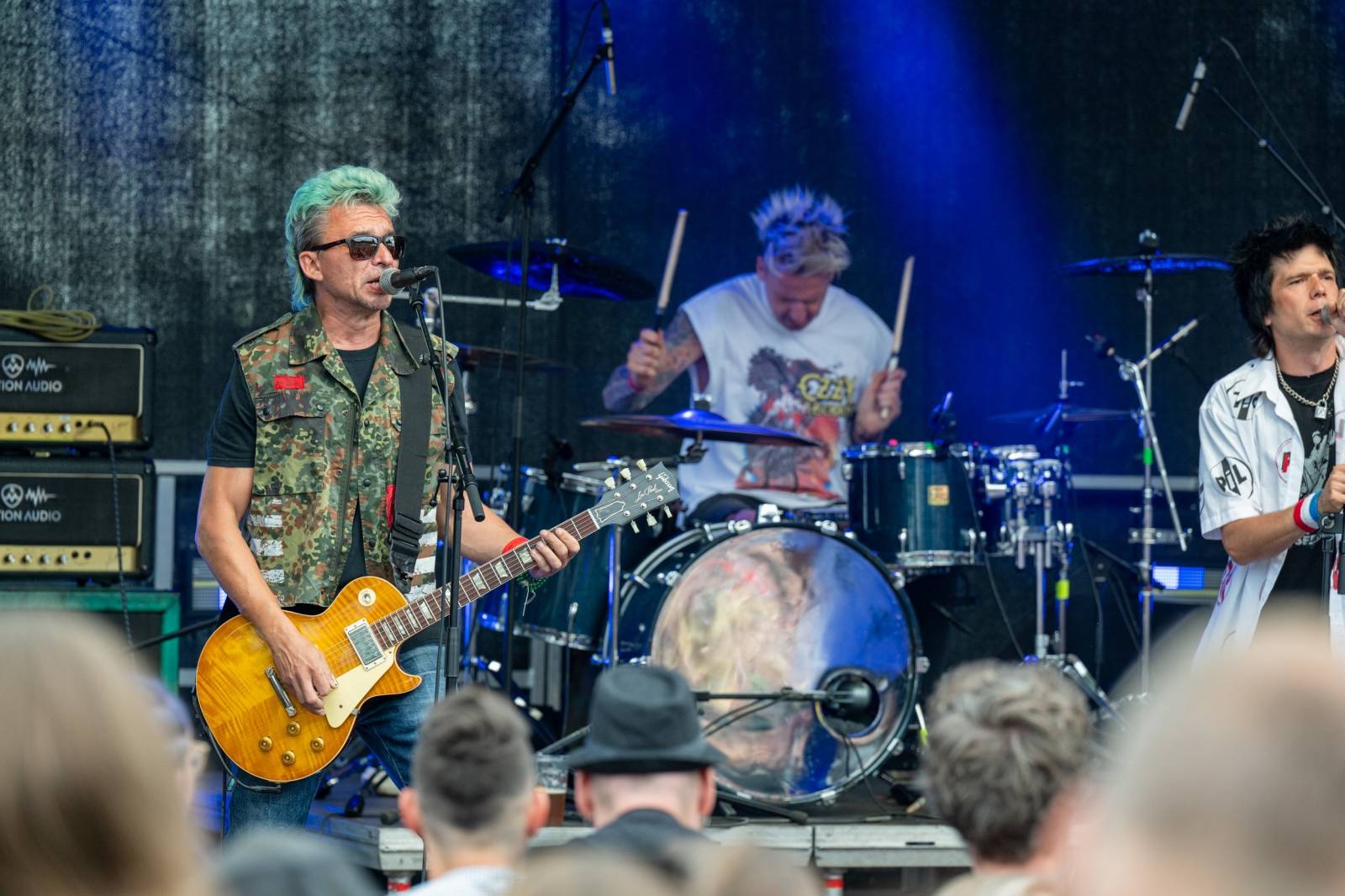 Keltská noc se přestěhovala do Vysoké nad Jizerou. Hvězdami prvního dne byli Mig 21, Vypsaná fiXa, Totální nasazení, Alkehol i Krucipüsk