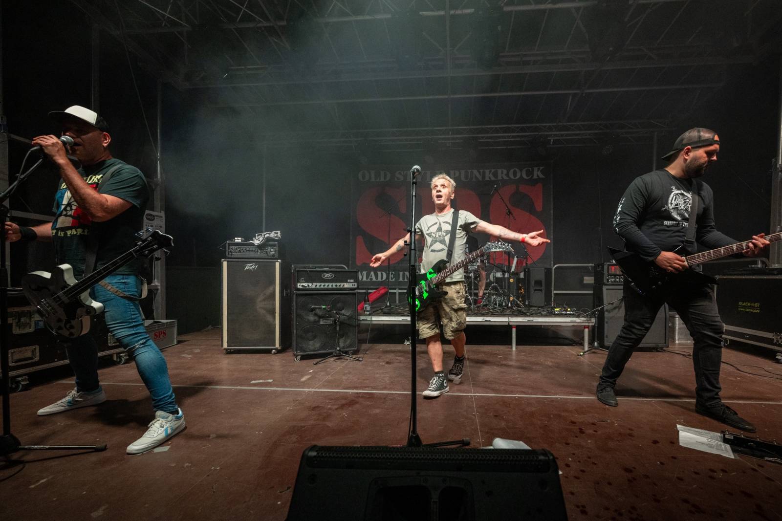 Keltská noc se přestěhovala do Vysoké nad Jizerou. Hvězdami prvního dne byli Mig 21, Vypsaná fiXa, Totální nasazení, Alkehol i Krucipüsk