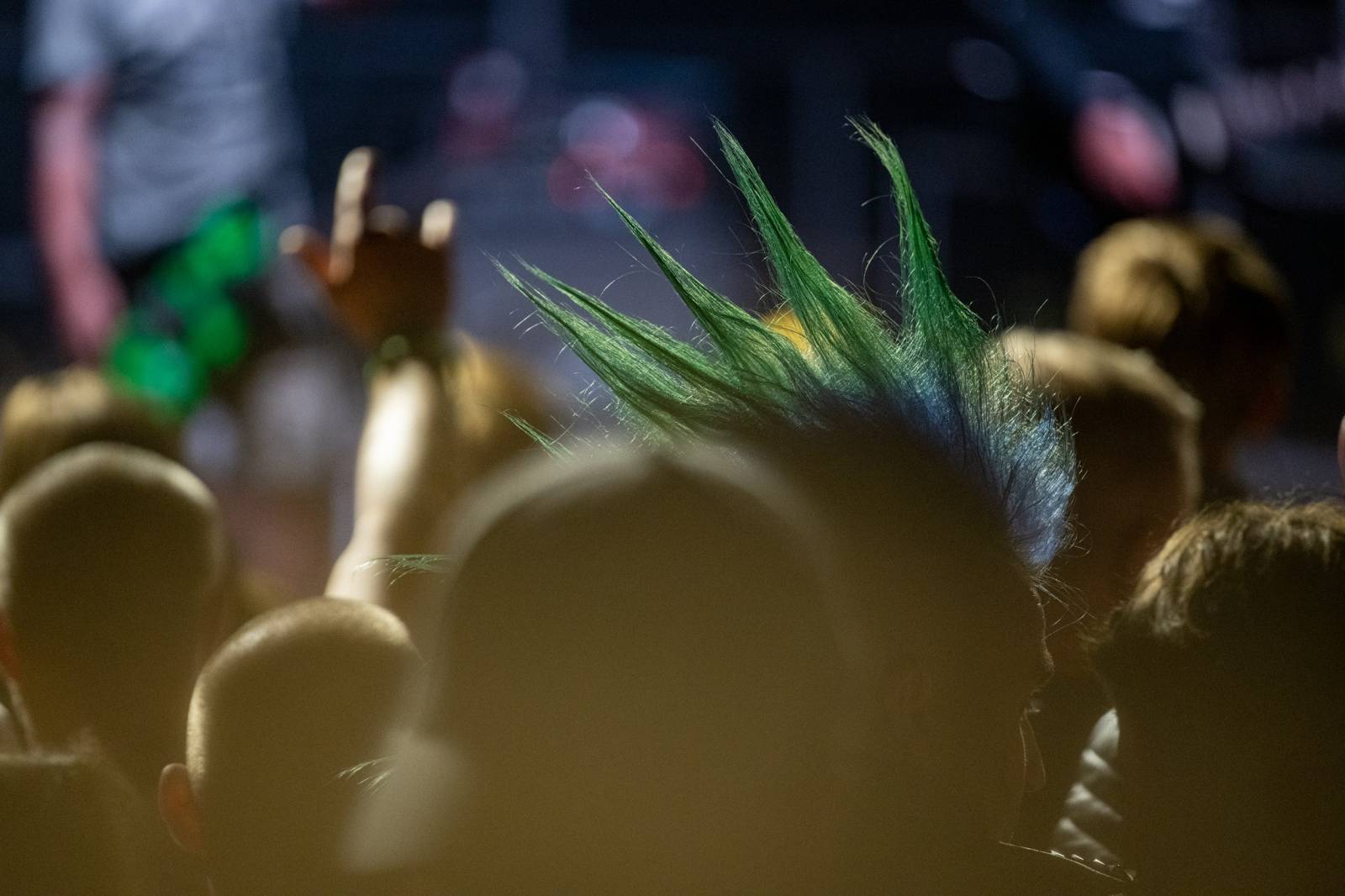 Keltská noc se přestěhovala do Vysoké nad Jizerou. Hvězdami prvního dne byli Mig 21, Vypsaná fiXa, Totální nasazení, Alkehol i Krucipüsk