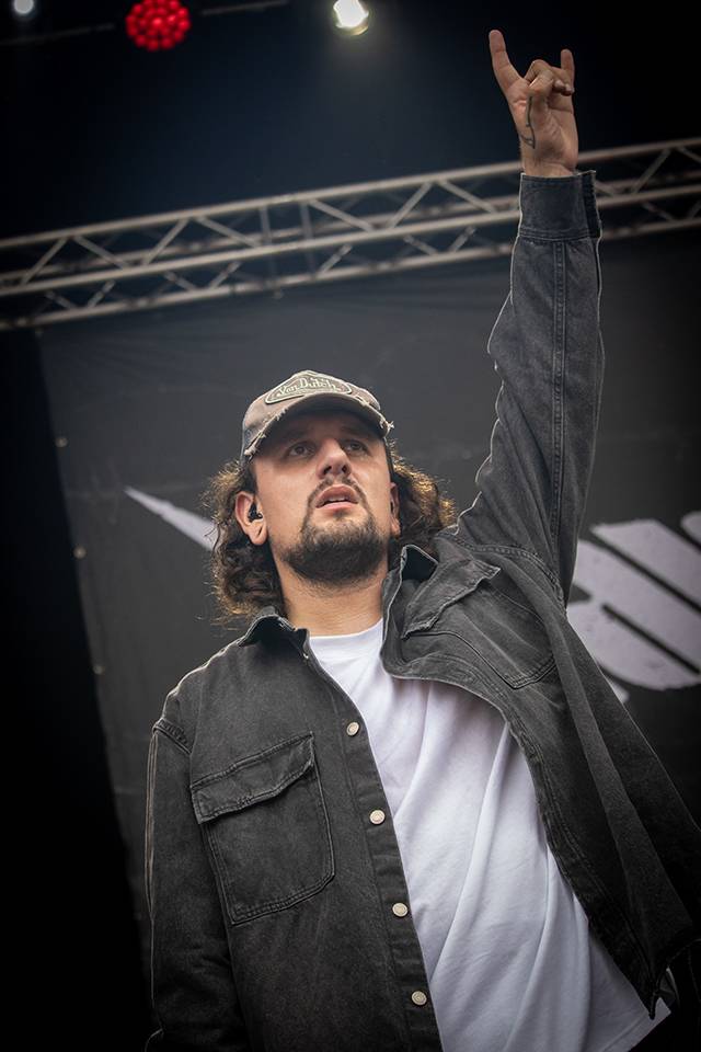 Majestátní tečka za Brutal Assault. Postarali se o ni Crypta, Brujeria, Besna i Agnostic Front