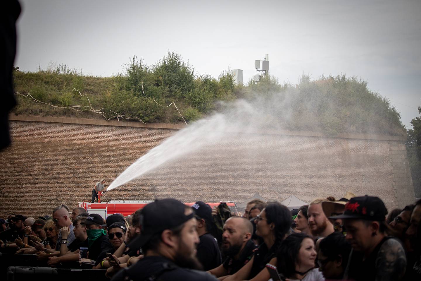 Majestátní tečka za Brutal Assault. Postarali se o ni Crypta, Brujeria, Besna i Agnostic Front