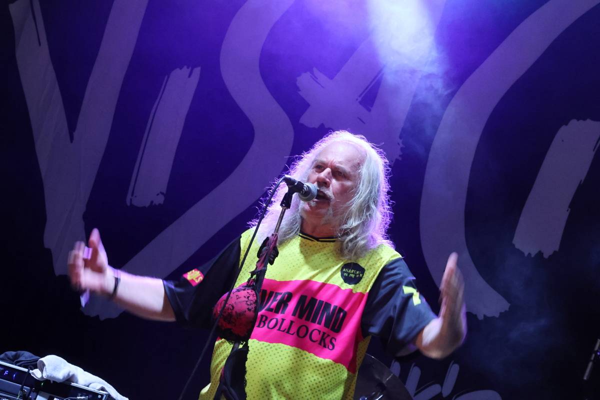 Hrady CZ na Veveří: Tomáš Klus se zranil, k Wanastowkám se připojila Lucie a víkend zakončil svou show Kabát