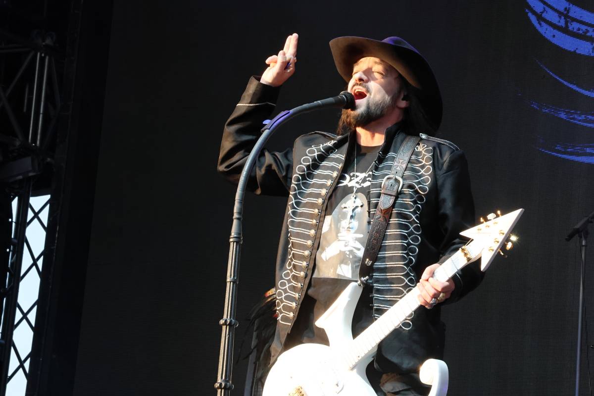 Hrady CZ na Veveří: Tomáš Klus se zranil, k Wanastowkám se připojila Lucie a víkend zakončil svou show Kabát