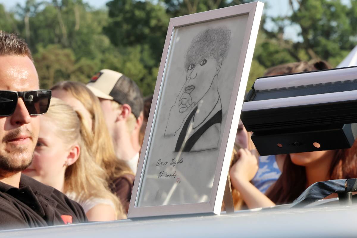 Hrady CZ na Veveří: Tomáš Klus se zranil, k Wanastowkám se připojila Lucie a víkend zakončil svou show Kabát