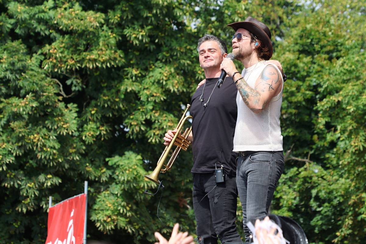 Hrady CZ na Veveří: Tomáš Klus se zranil, k Wanastowkám se připojila Lucie a víkend zakončil svou show Kabát