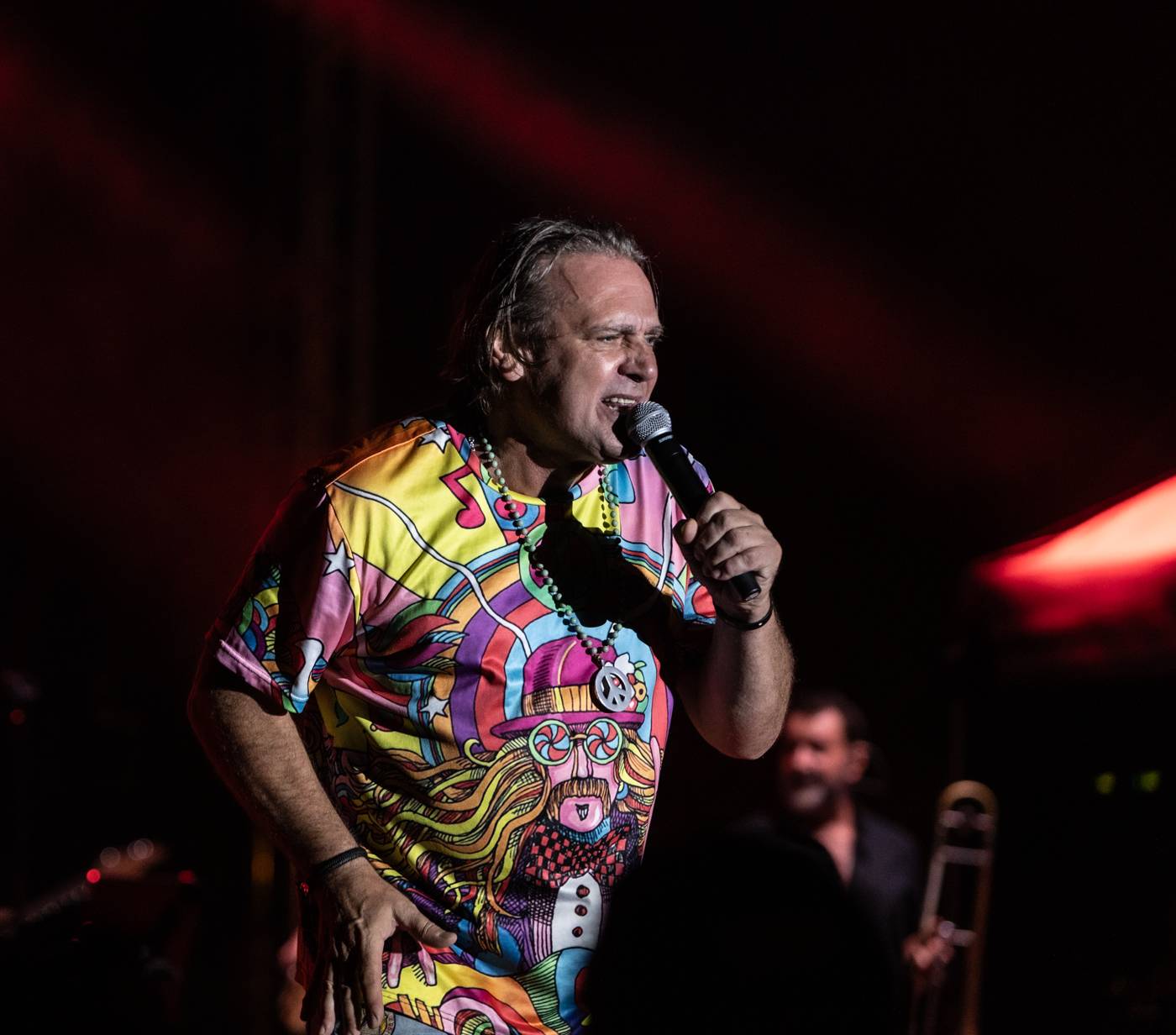 Monkey Business a J.A.R. ukázali, zač je toho Loket. Košile Matěje Rupperta šla opět dolů