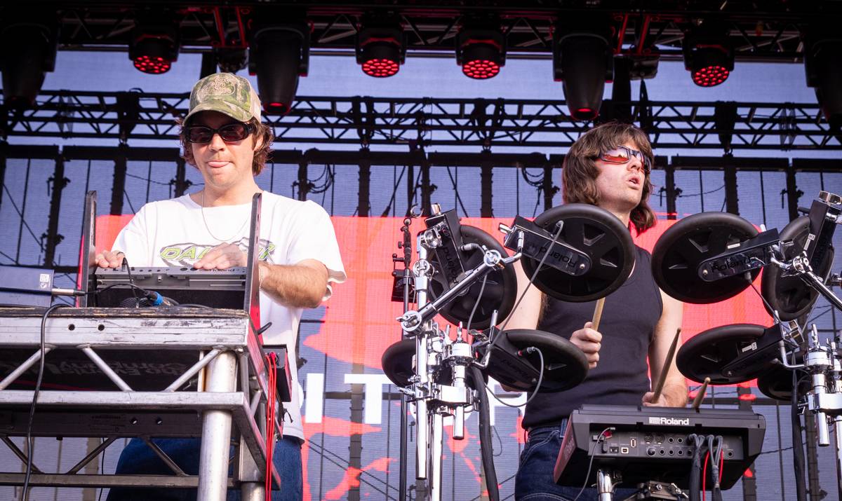 Australská kapela Empire of the Sun poprvé v Česku