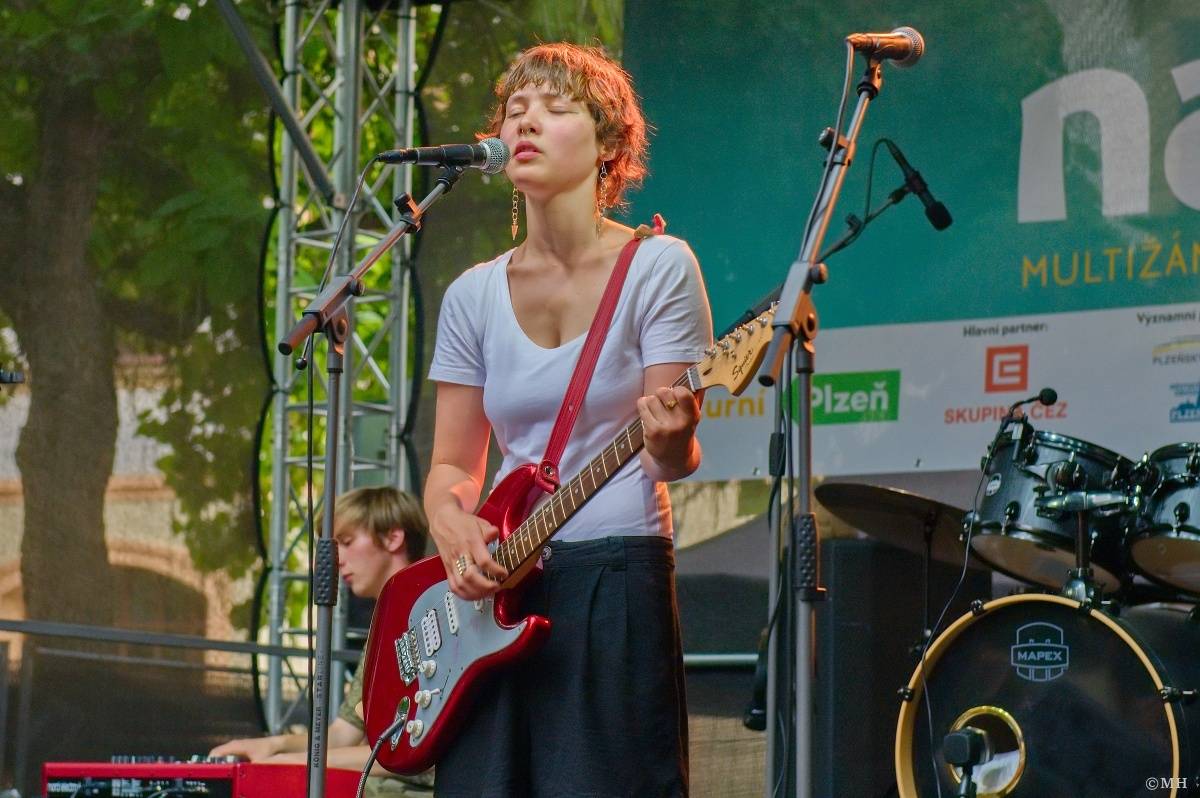 Odstartoval Festival na ulici. Do Plzně dorazili Geronimo, Nora, Pines In Flames i Odyssea