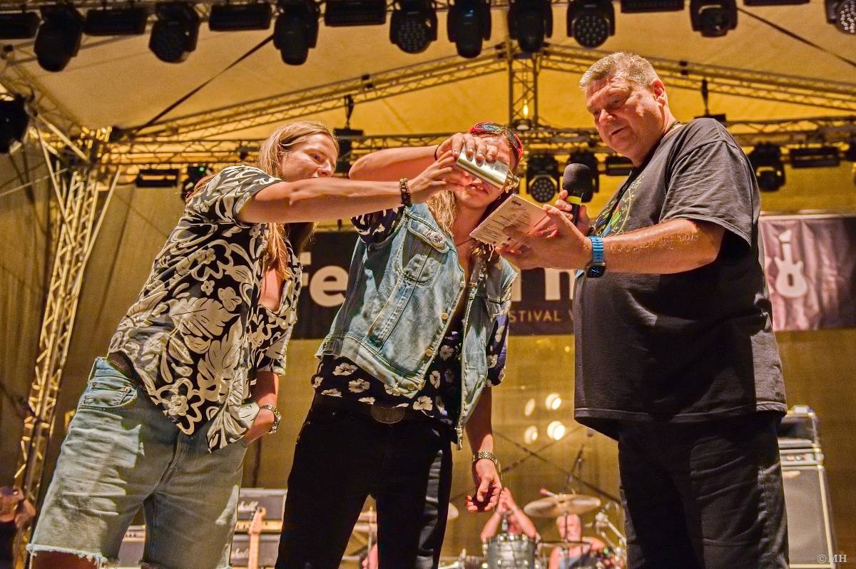 Odstartoval Festival na ulici. Do Plzně dorazili Geronimo, Nora, Pines In Flames i Odyssea