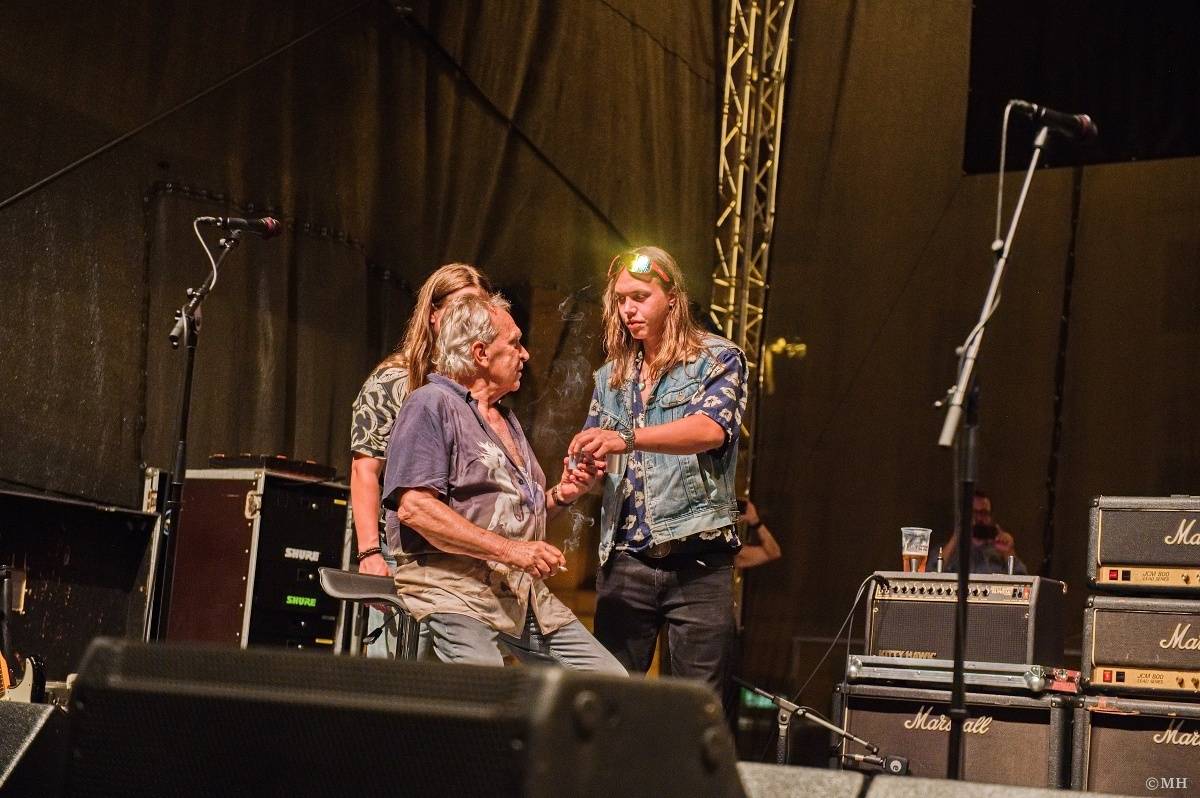 Odstartoval Festival na ulici. Do Plzně dorazili Geronimo, Nora, Pines In Flames i Odyssea