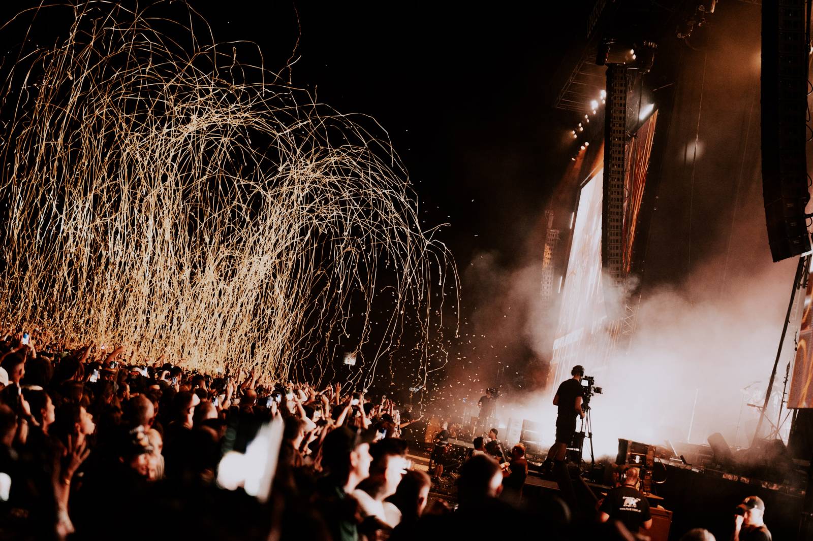 Lovestream Festival započal ve velkém stylu. První den přivítal OneRepublic, Becky Hill, Clean Bandit, Nico & Vinz i Love2Dance