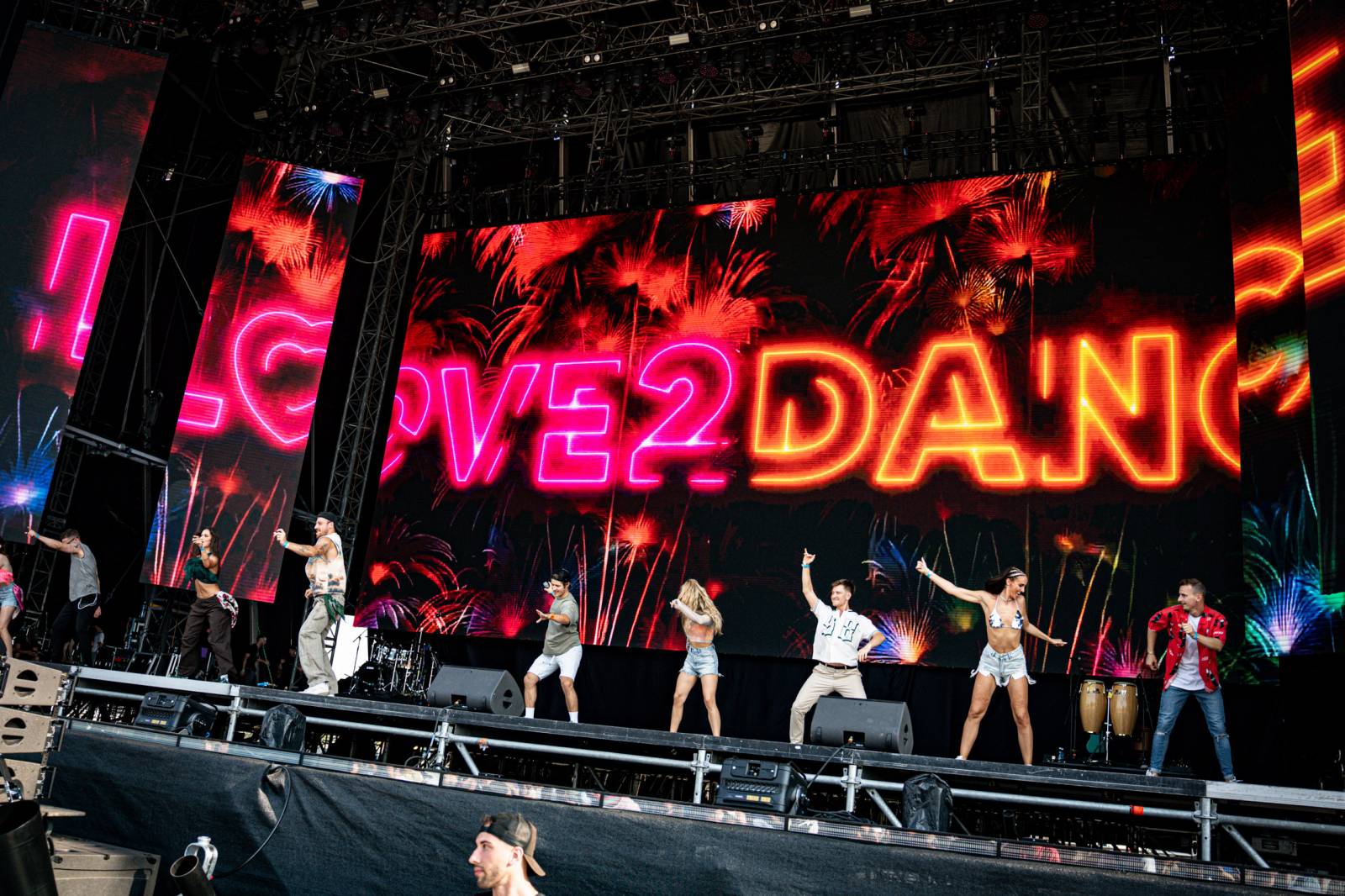 Lovestream Festival započal ve velkém stylu. První den přivítal OneRepublic, Becky Hill, Clean Bandit, Nico & Vinz i Love2Dance