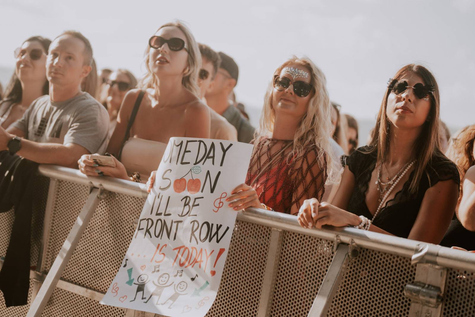 Lovestream festival, den třetí: Tina jako jediná slovenská zástupkyně, strhující Anyma i dynamičtí James Hype a Klangphonics