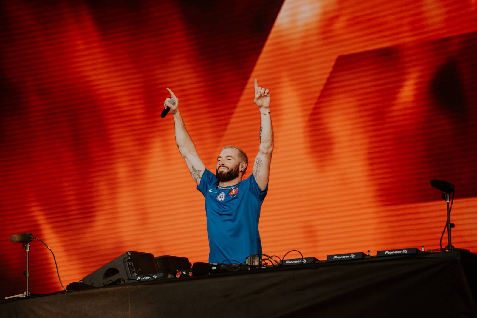 Lovestream festival, den třetí: Tina jako jediná slovenská zástupkyně, strhující Anyma i dynamičtí James Hype a Klangphonics