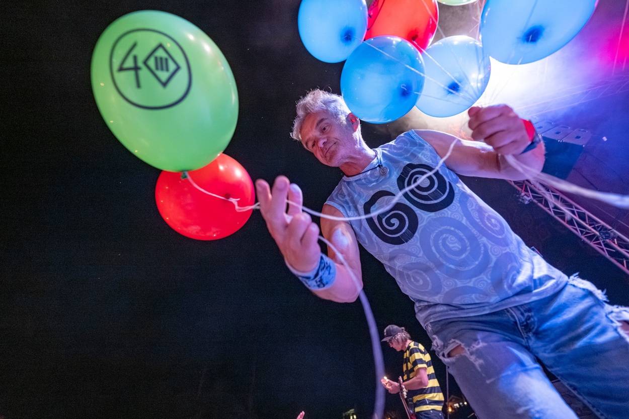 Tři sestry oslavily čtyřicet let i v Lokti, jejich hosty byli E!E a MZH