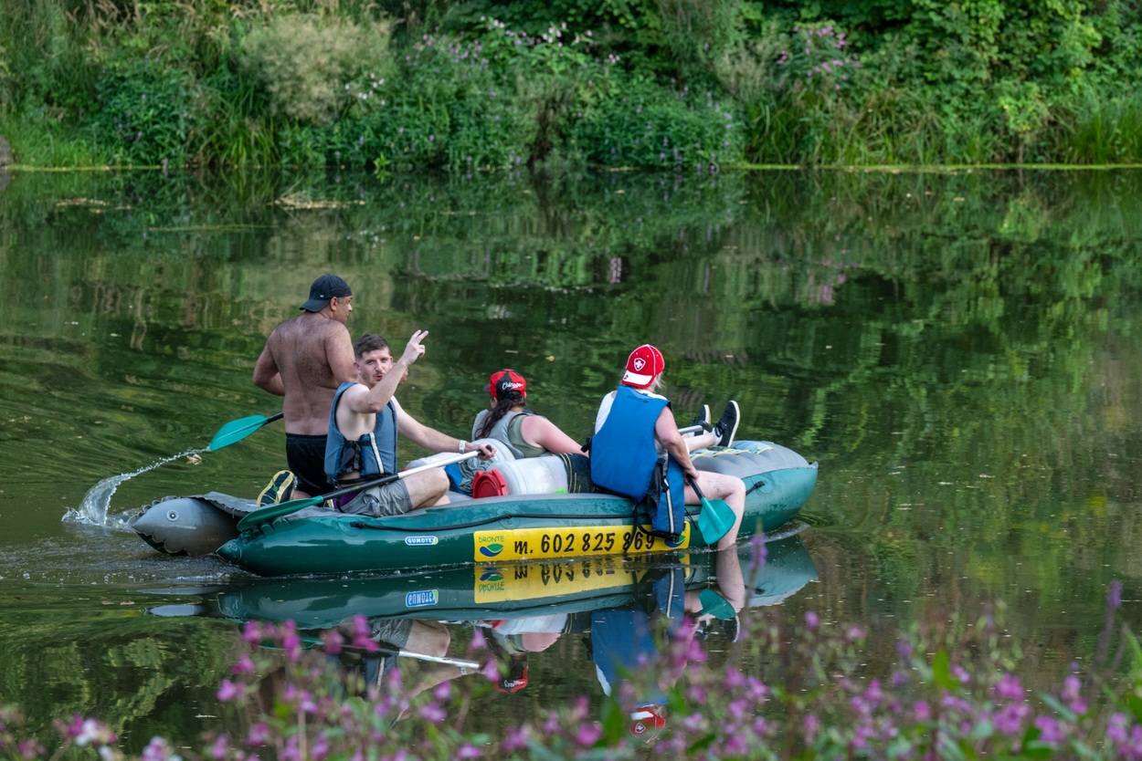 Tři sestry oslavily čtyřicet let i v Lokti, jejich hosty byli E!E a MZH