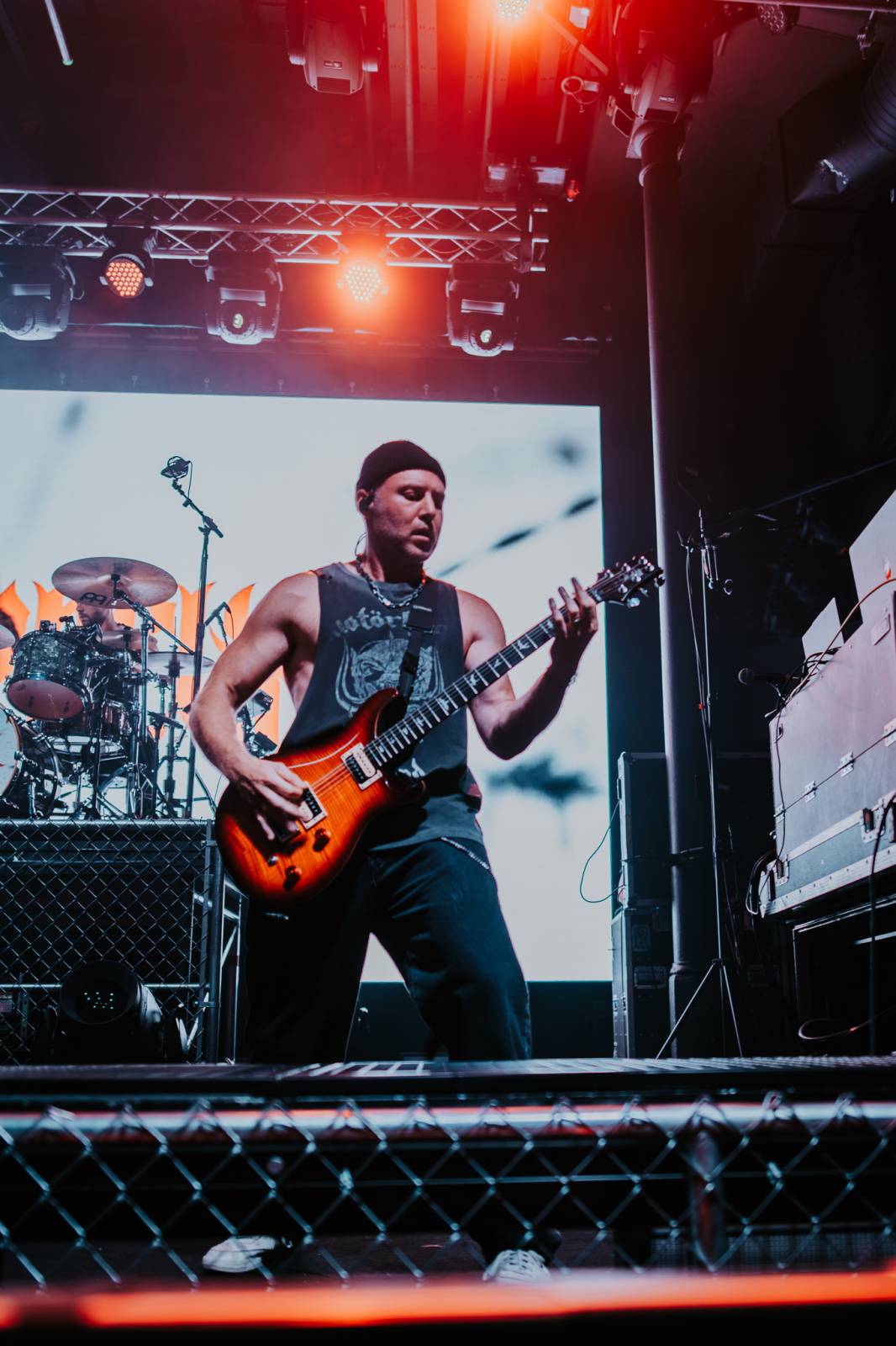 Zemětřesení v Praze. I Prevail rozmetali SaSaZu