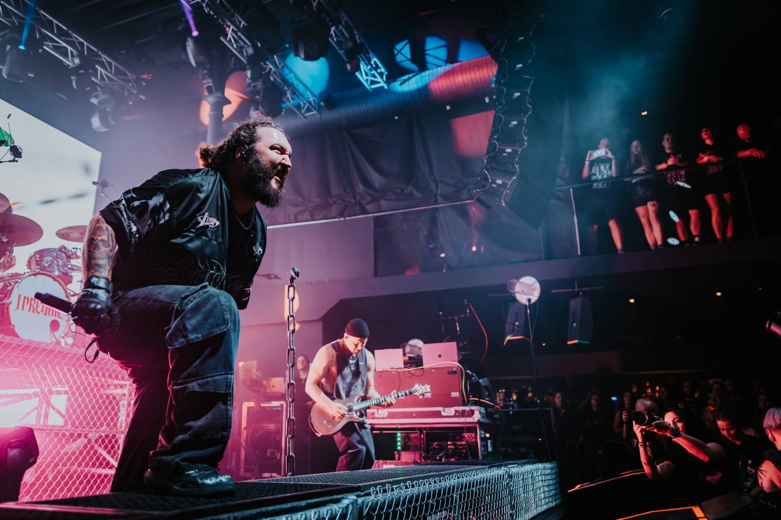 Zemětřesení v Praze. I Prevail rozmetali SaSaZu